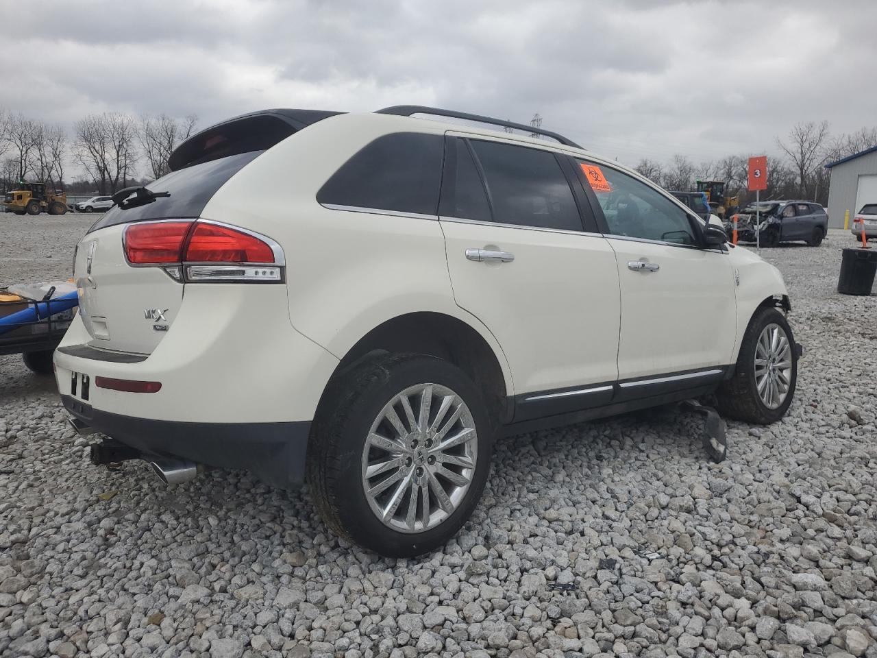 2013 LINCOLN MKX - Фото 3