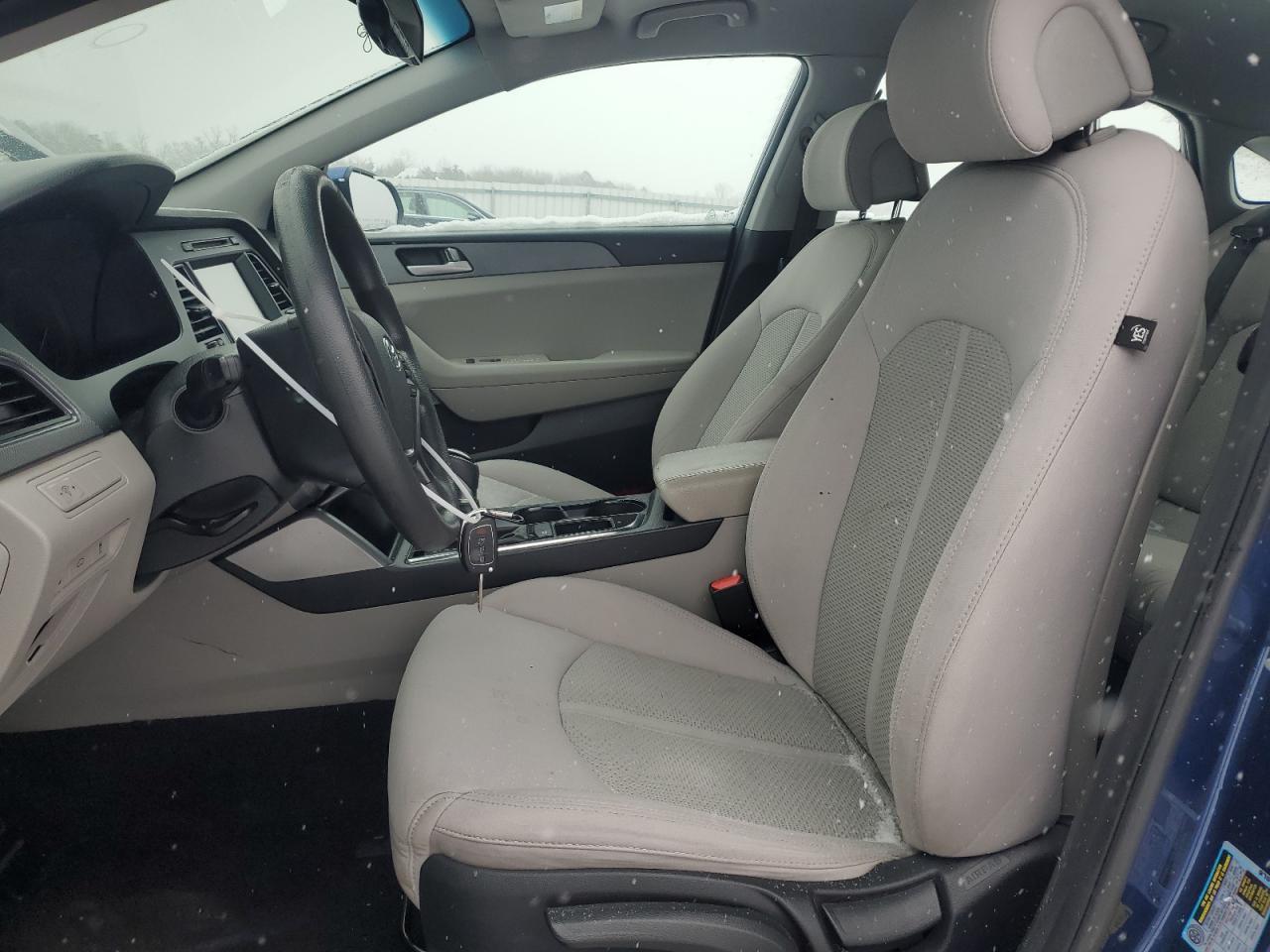 2017 HYUNDAI SONATA SE - Фото 7