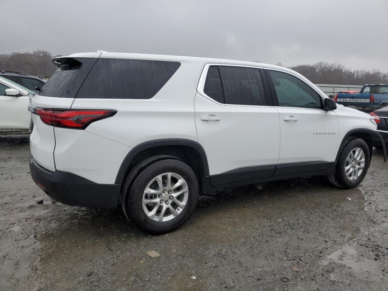 2023 CHEVROLET TRAVERSE L - Фото 3