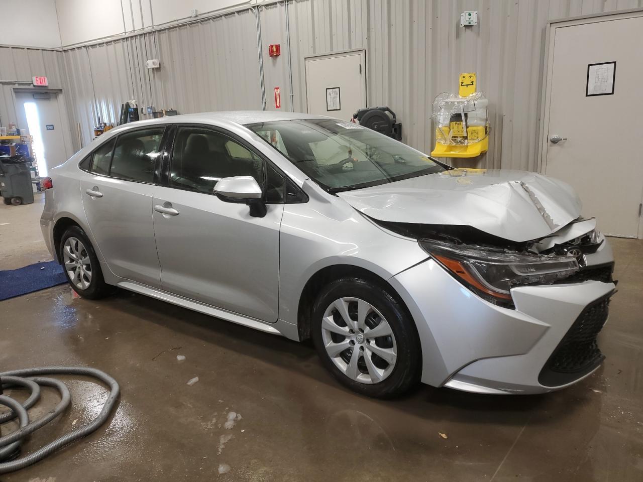 2022 TOYOTA COROLLA LE - Image 4