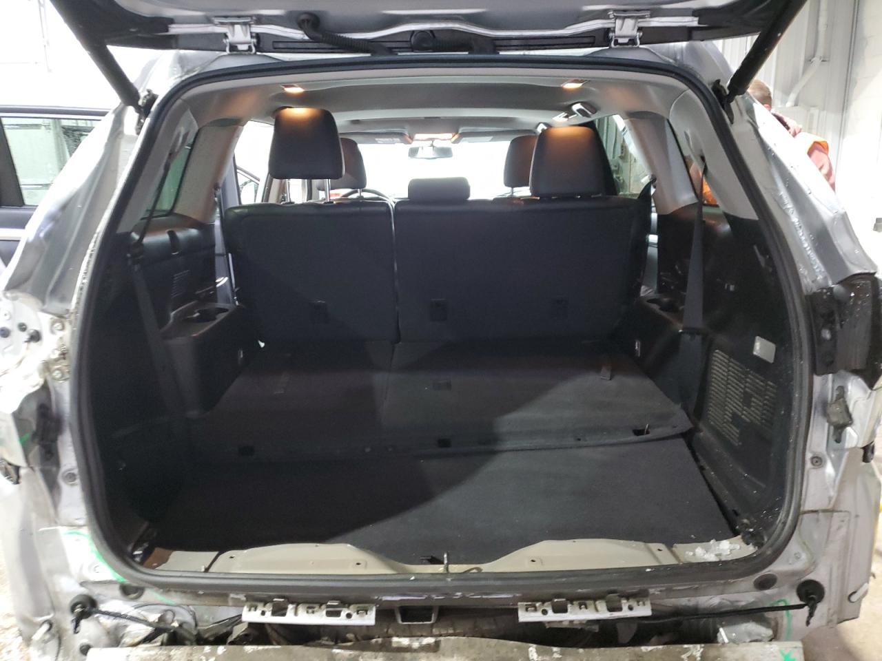 2015 TOYOTA HIGHLANDER - Фото 6