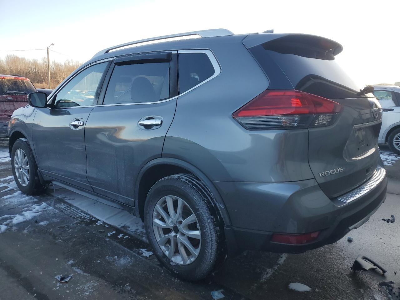 2017 NISSAN ROGUE S - Image 2