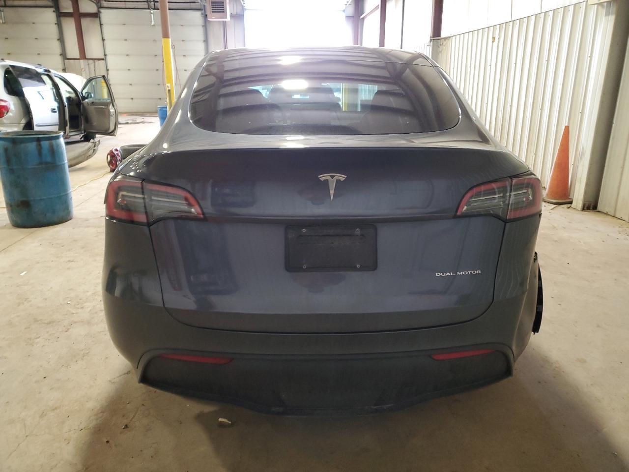 2023 TESLA MODEL Y - Image 6