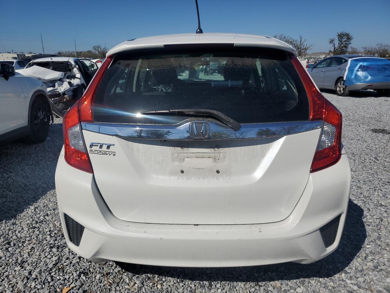 2015 HONDA FIT EX - Image 6