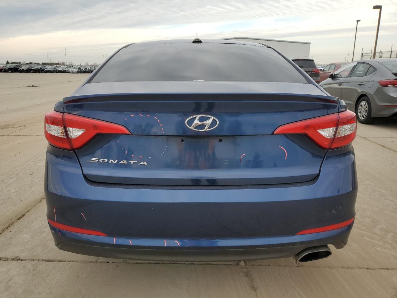 2017 HYUNDAI SONATA SE - Фото 6