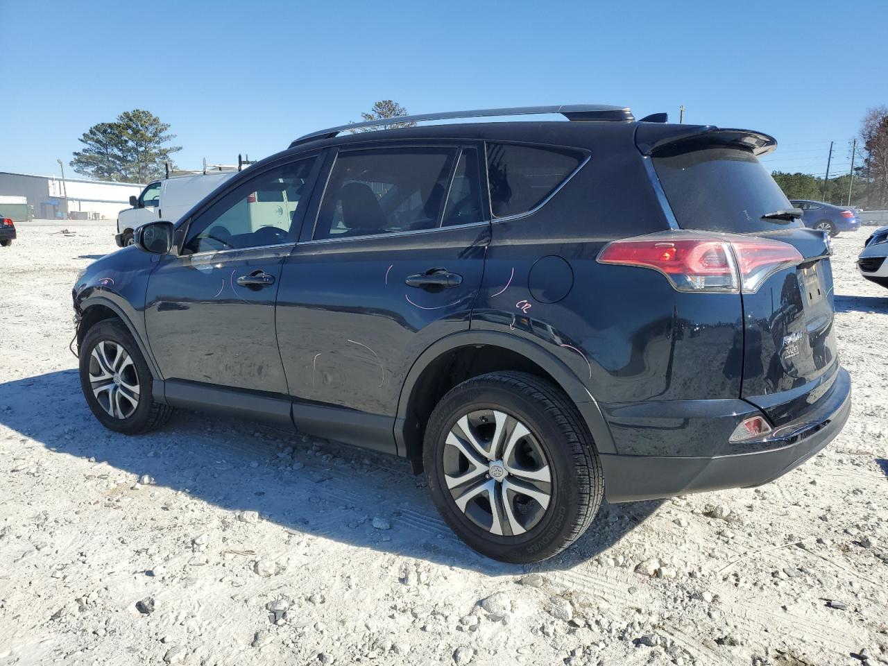 2018 TOYOTA RAV4 LE - Image 2