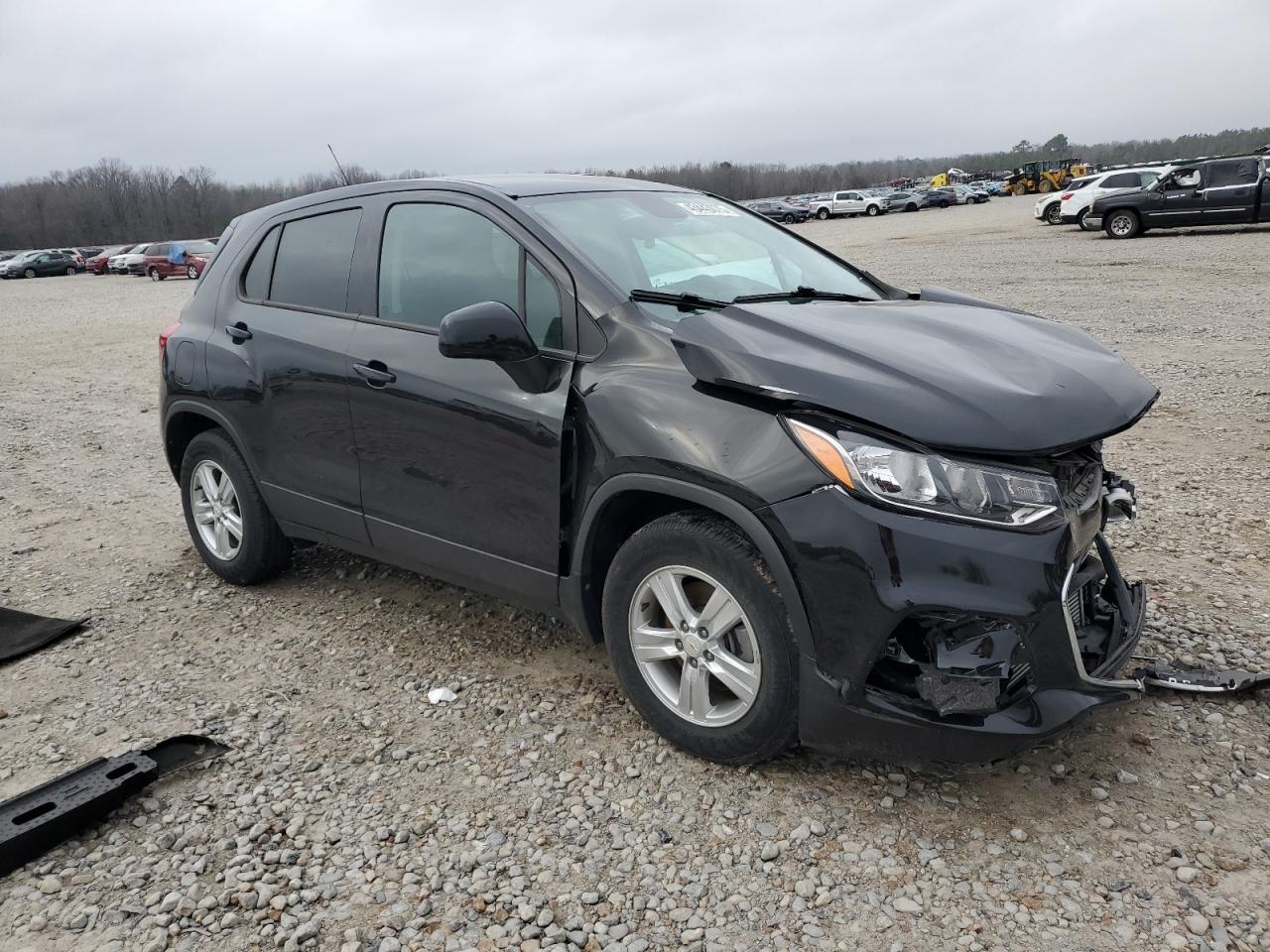 2021 CHEVROLET TRAX LS - Image 4