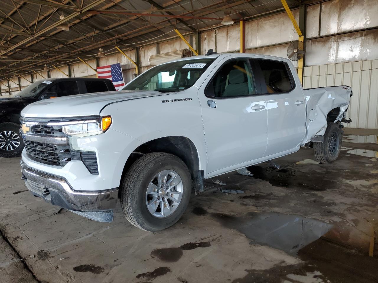 2024 CHEVROLET SILVERADO