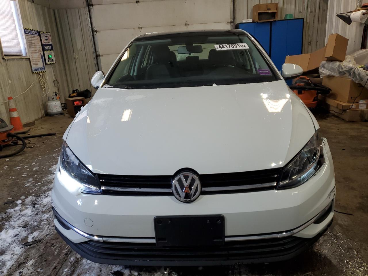 2021 VOLKSWAGEN GOLF - Фото 5