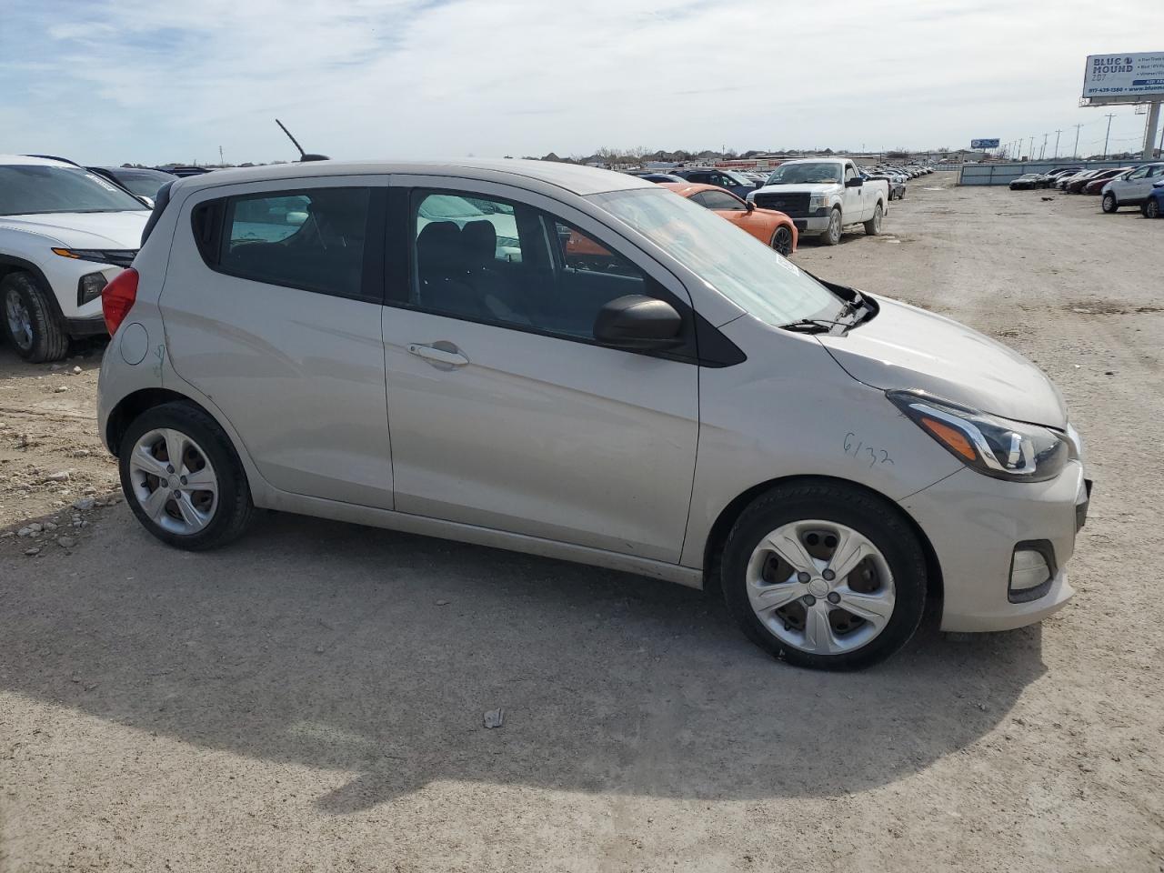 2019 CHEVROLET SPARK LS - Фото 4