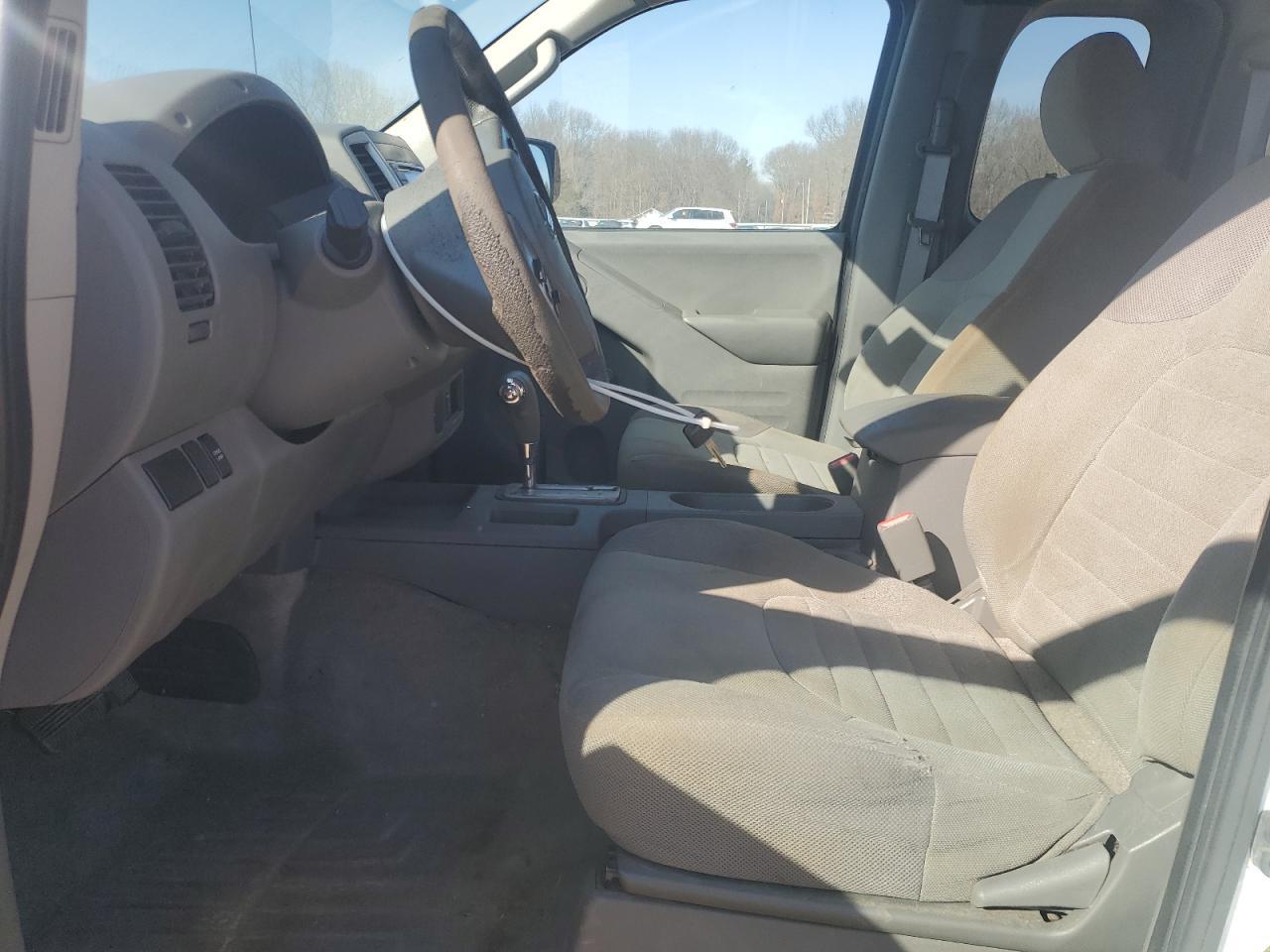 2017 NISSAN FRONTIER S - Image 7
