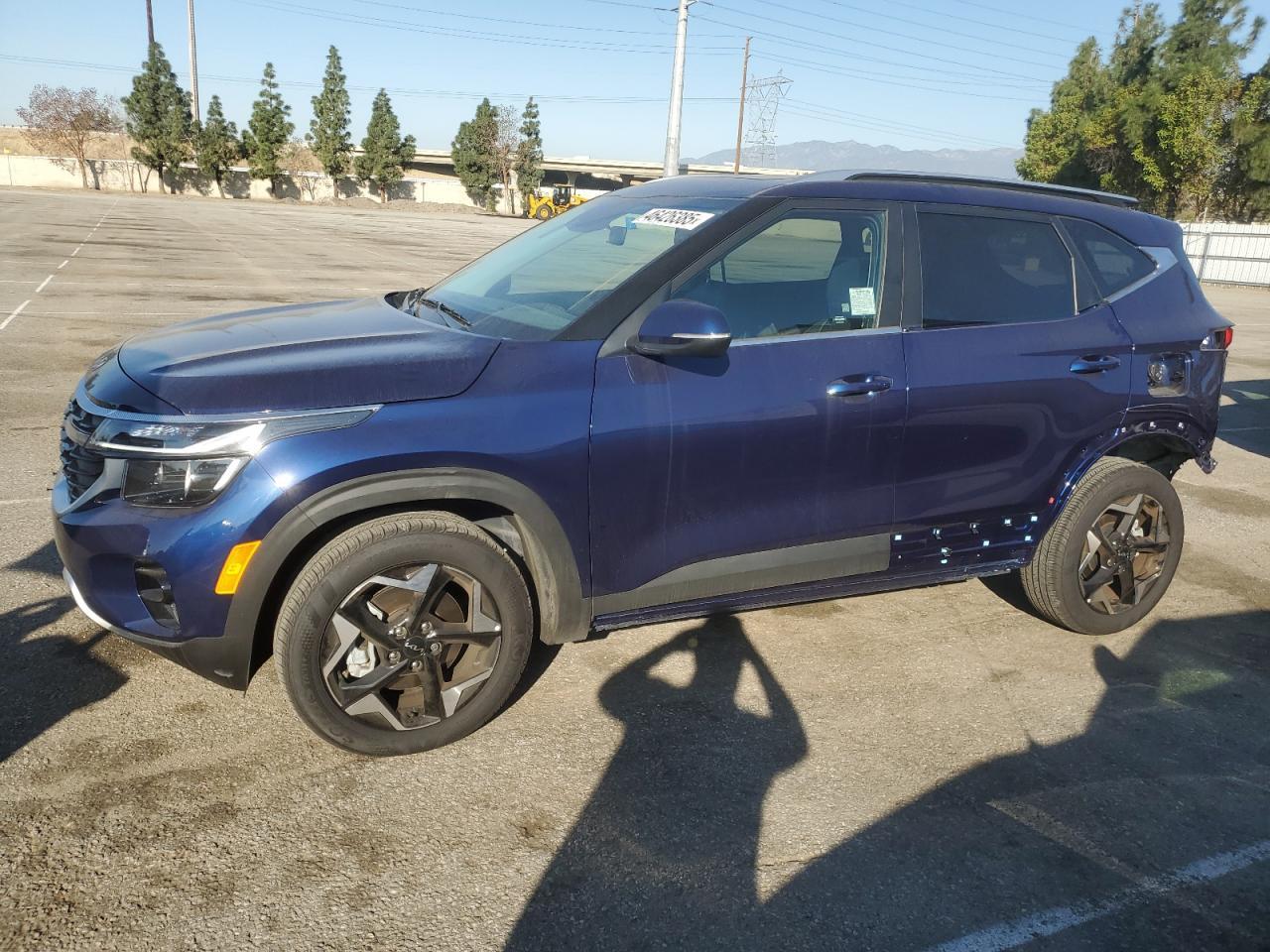 2024 KIA SELTOS EX