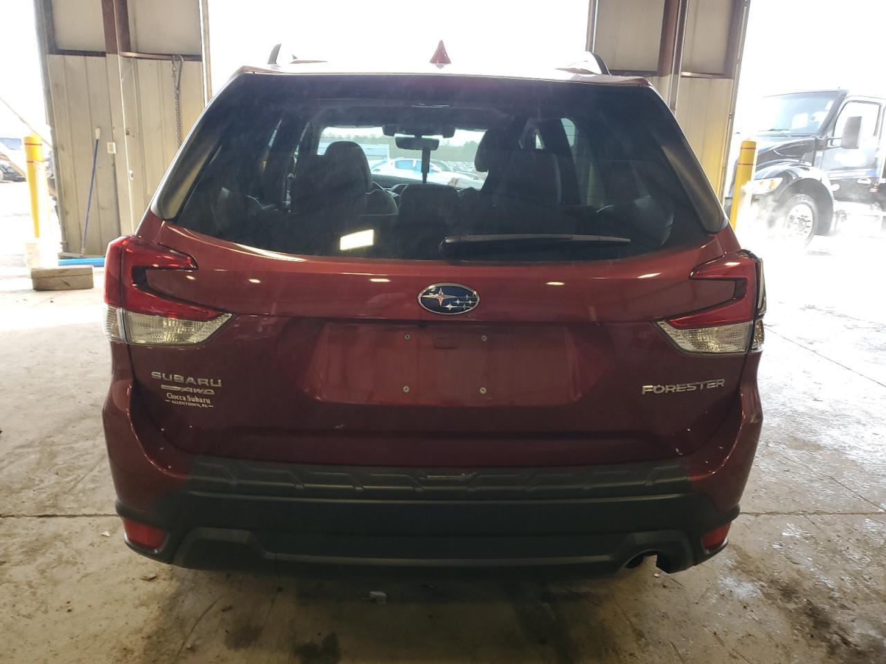 2021 SUBARU FORESTER P - Фото 6