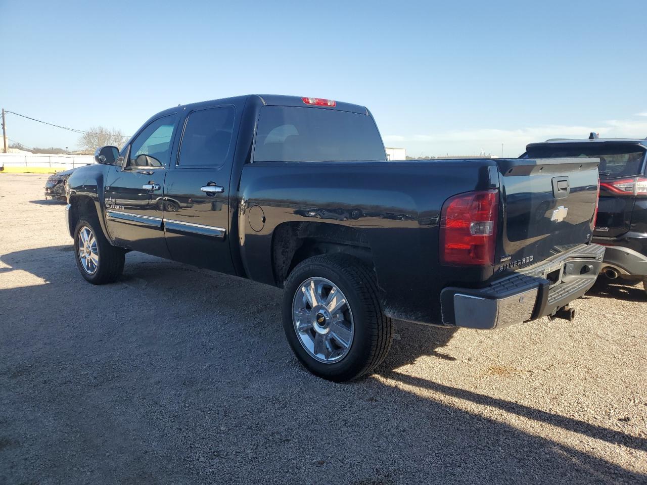 2012 CHEVROLET SILVERADO - Image 2