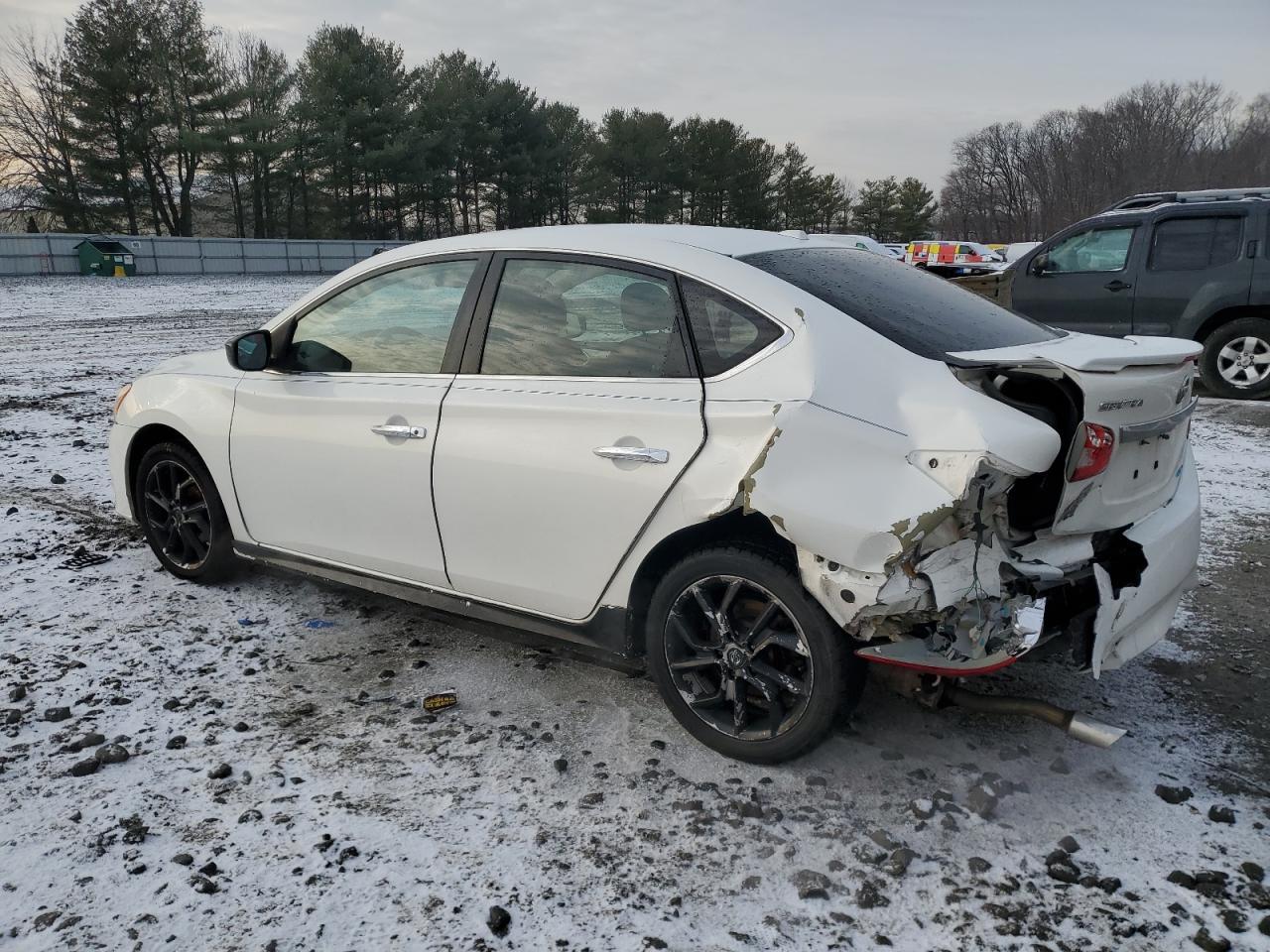 2013 NISSAN SENTRA S - Фото 2