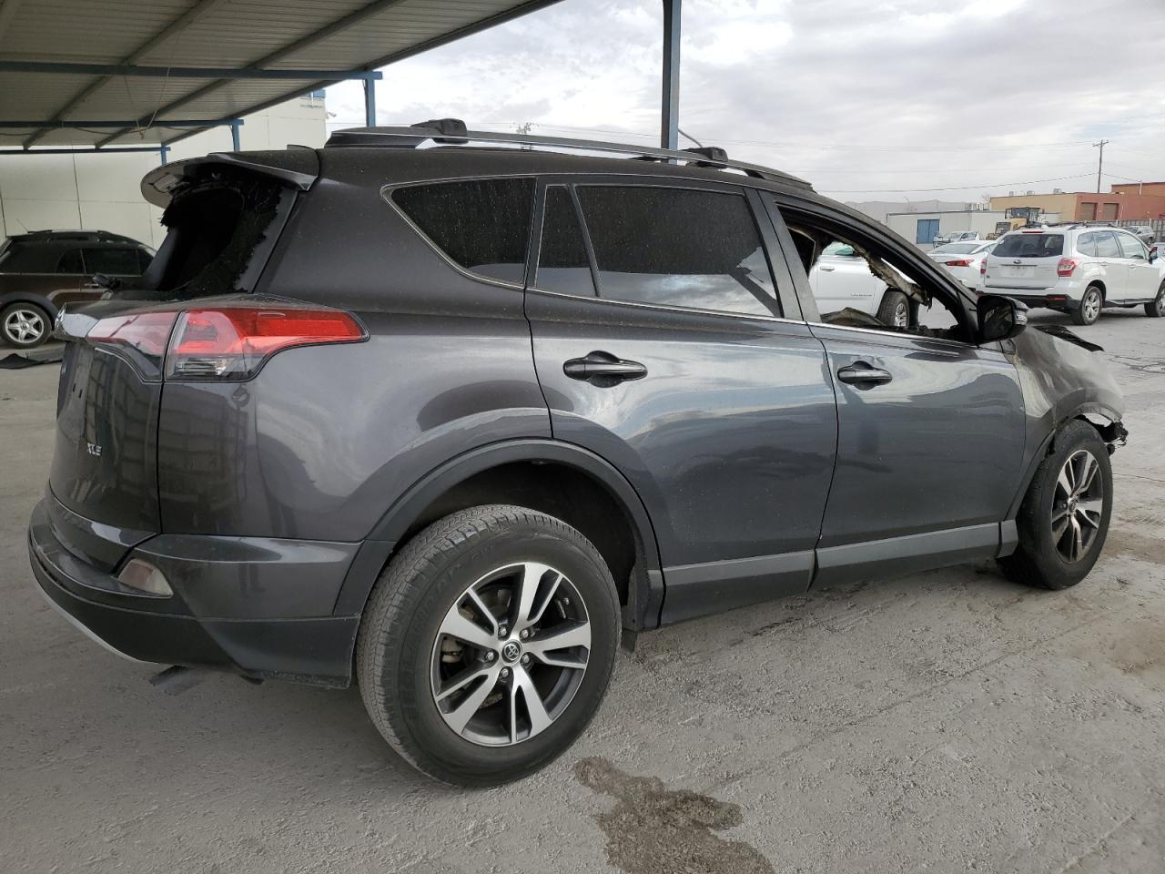 2018 TOYOTA RAV4 ADVEN - Фото 3