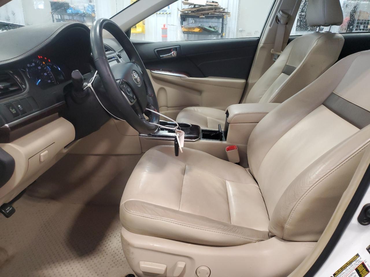 2014 TOYOTA CAMRY L - Фото 7