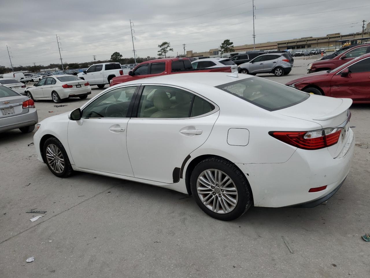 2014 LEXUS ES 350 - Image 2