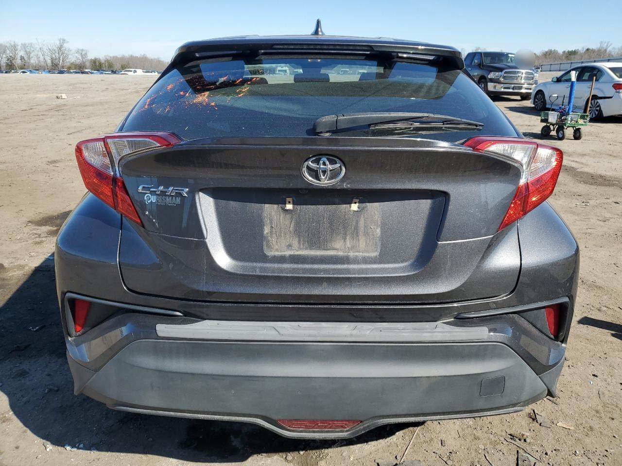 2018 TOYOTA C-HR XLE - Image 6
