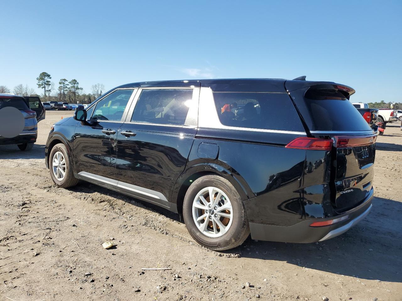2024 KIA CARNIVAL L - Фото 2