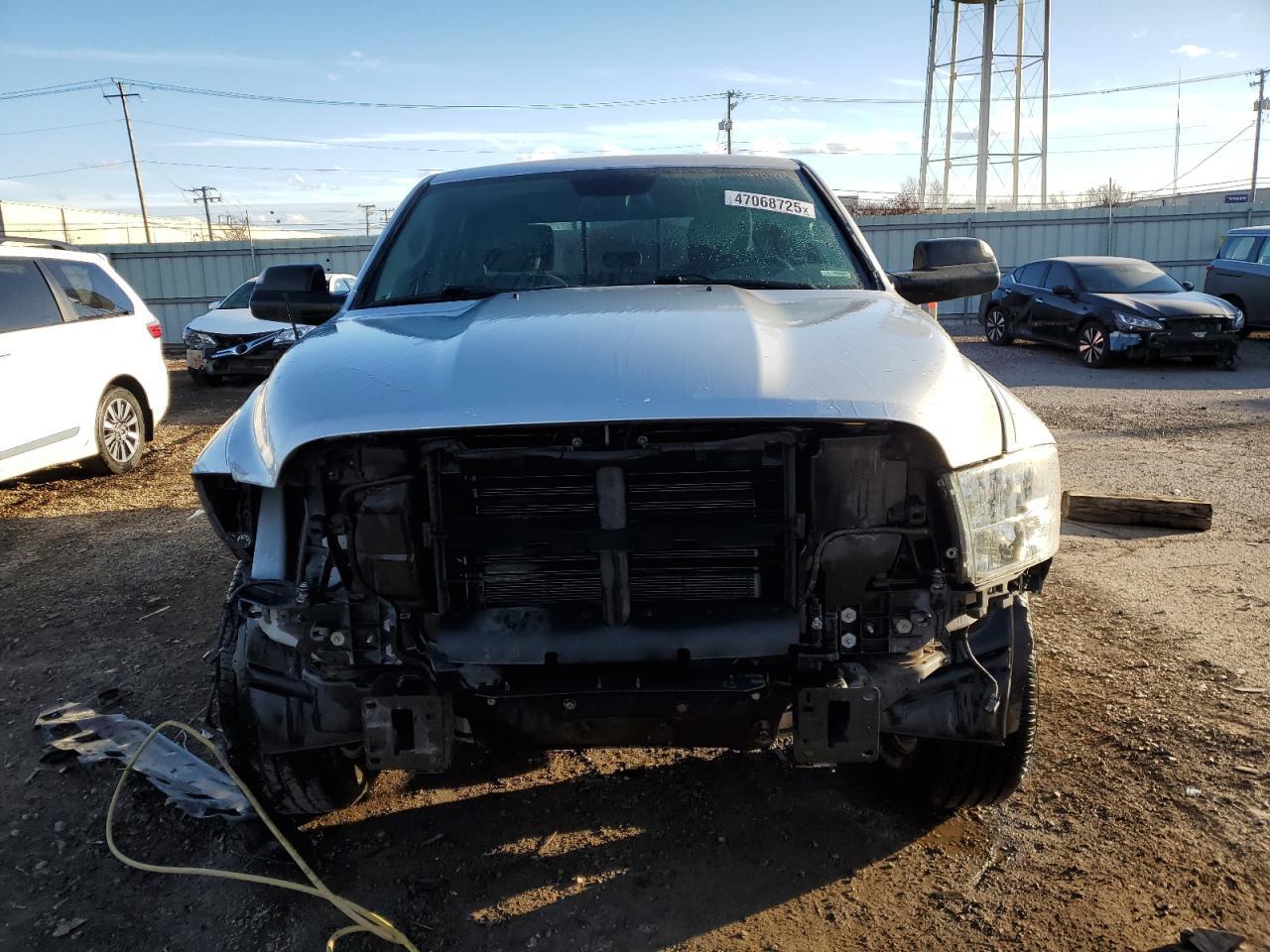 2019 RAM 1500 CLASS - Фото 5