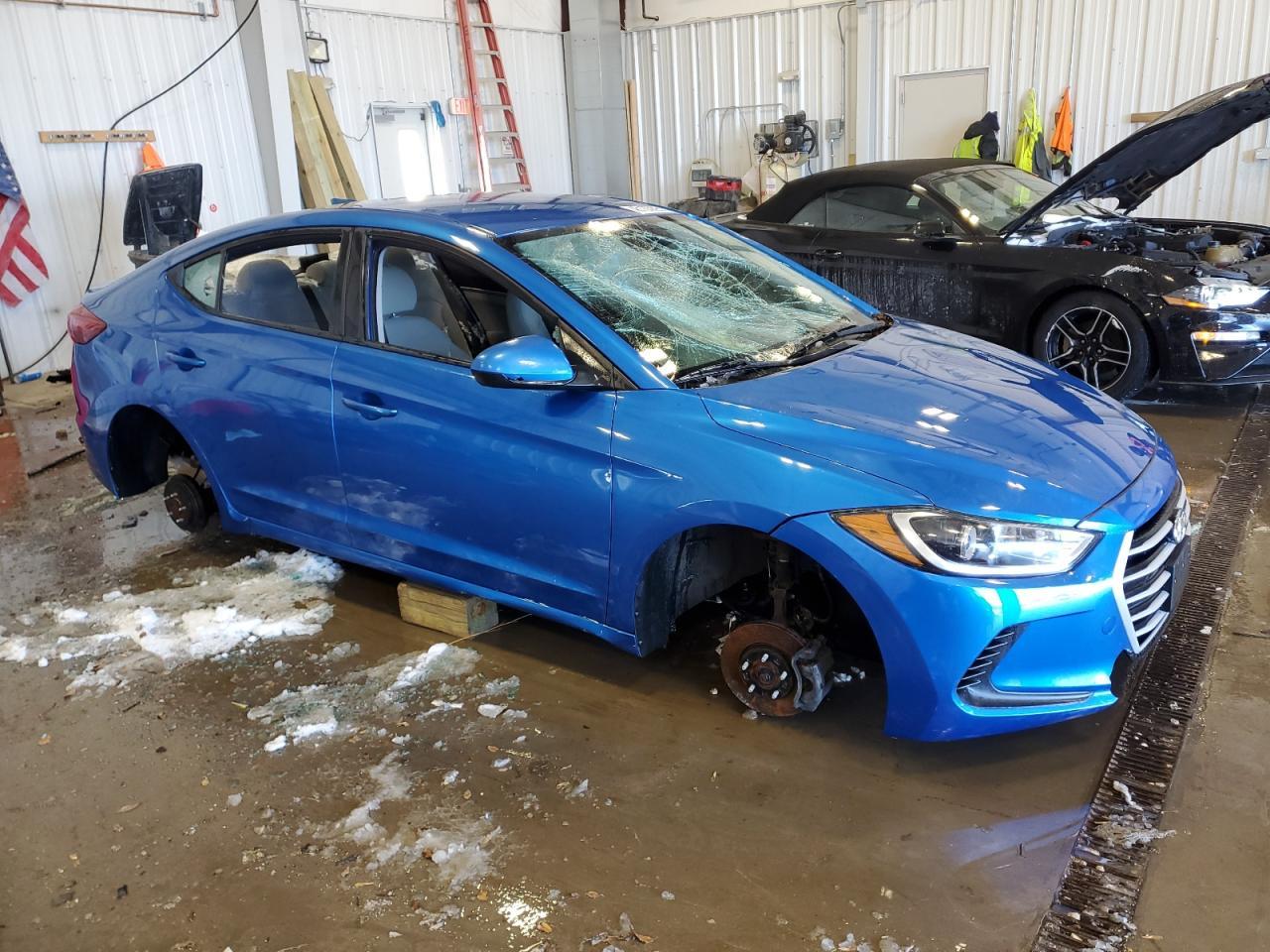 2017 HYUNDAI ELANTRA SE - Image 4