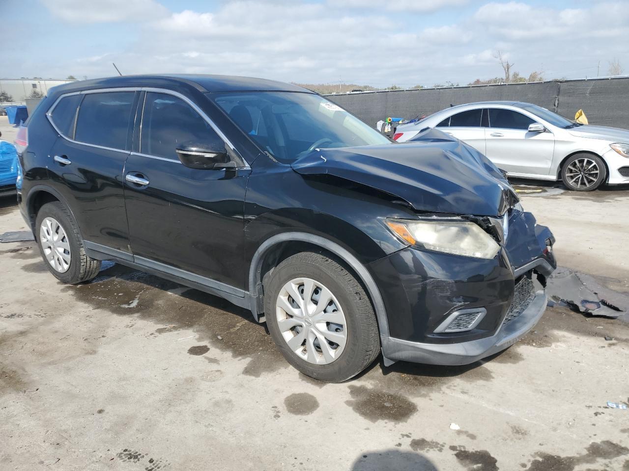 2015 NISSAN ROGUE S - Image 4