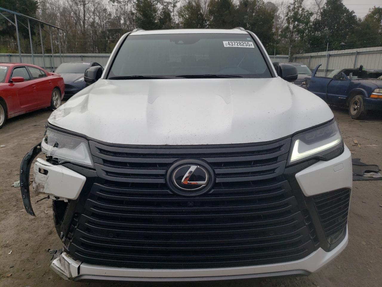 2023 LEXUS LX 600 BAS - Image 5