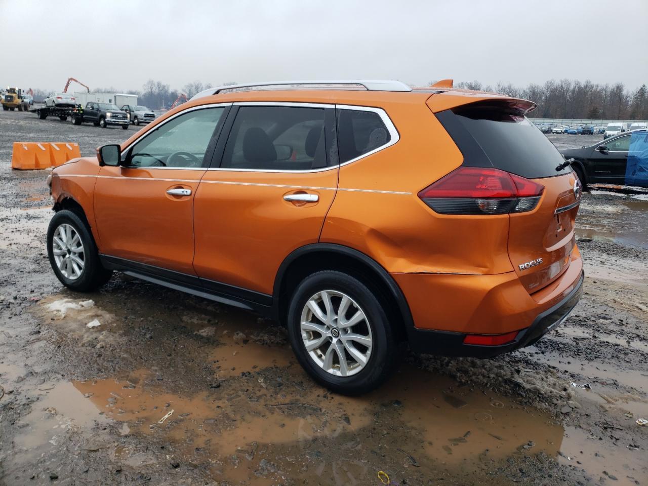 2018 NISSAN ROGUE S - Image 2