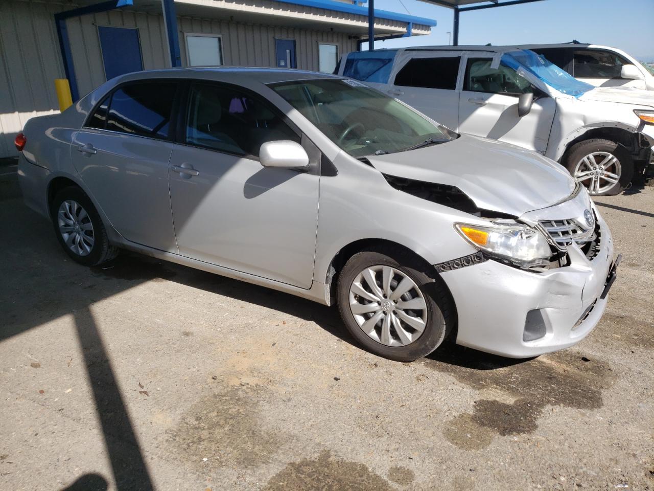 2013 TOYOTA COROLLA BA - Image 4