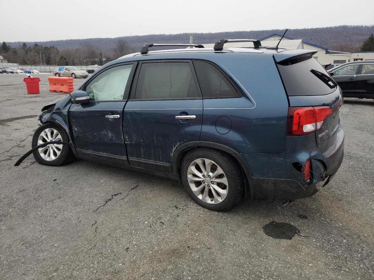 2015 KIA SORENTO EX - Image 2