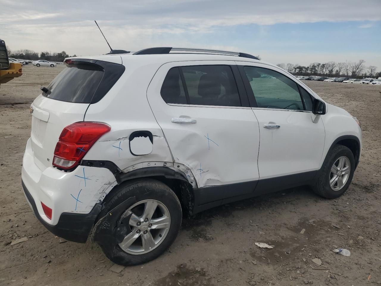 2018 CHEVROLET TRAX 1LT - Image 3