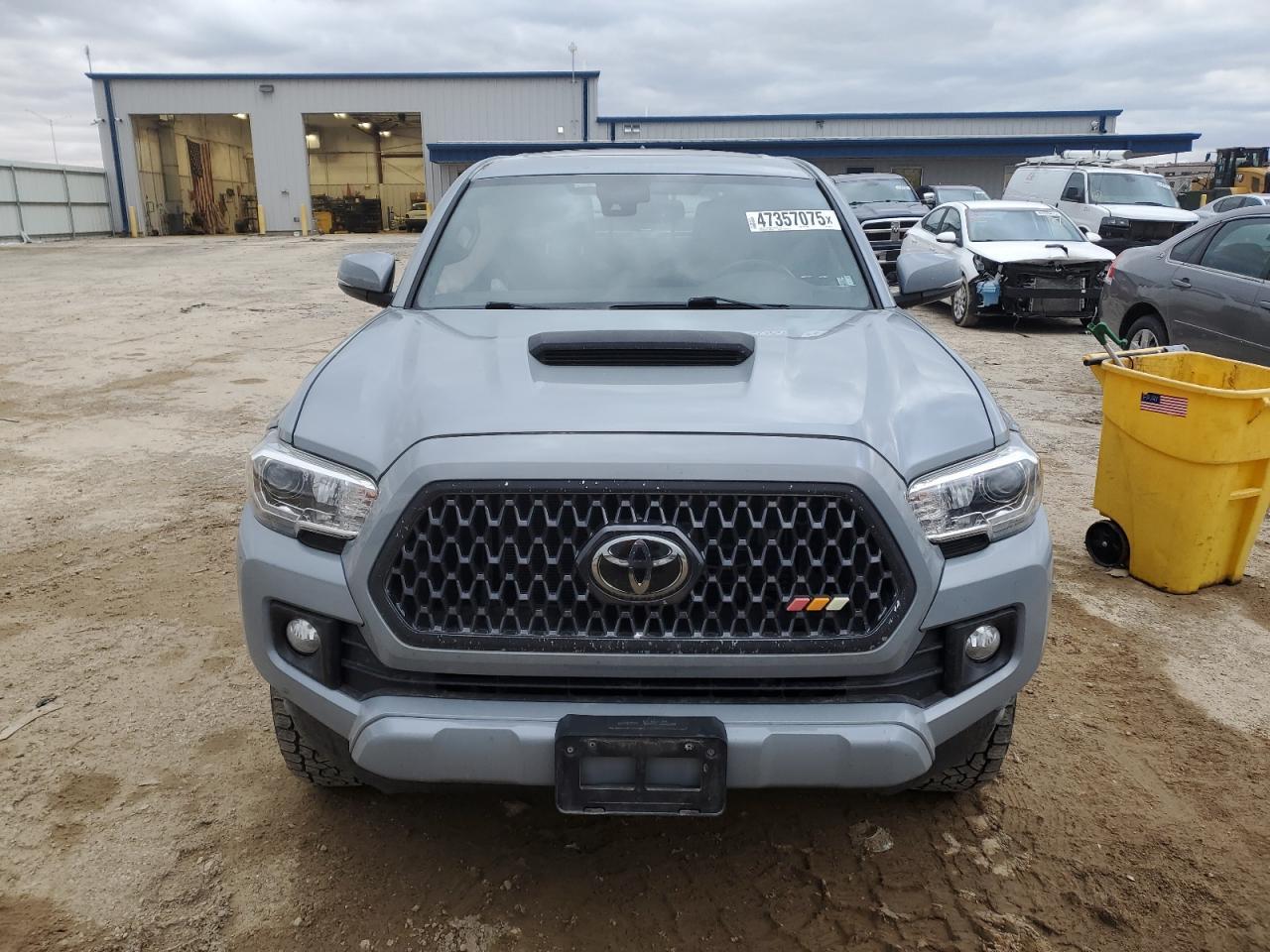 2019 TOYOTA TACOMA DOU - Фото 5