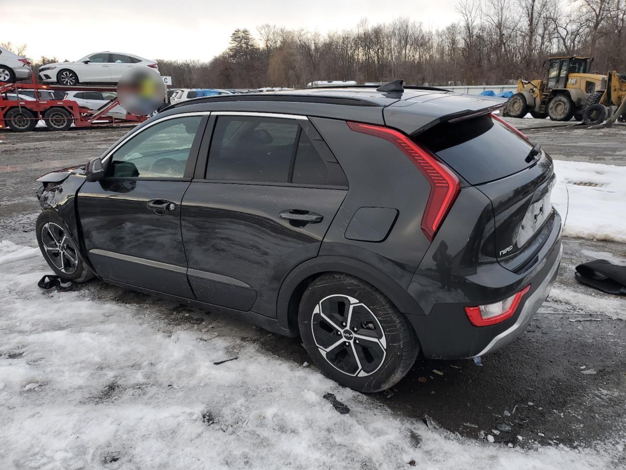 2023 KIA NIRO EX - Image 2