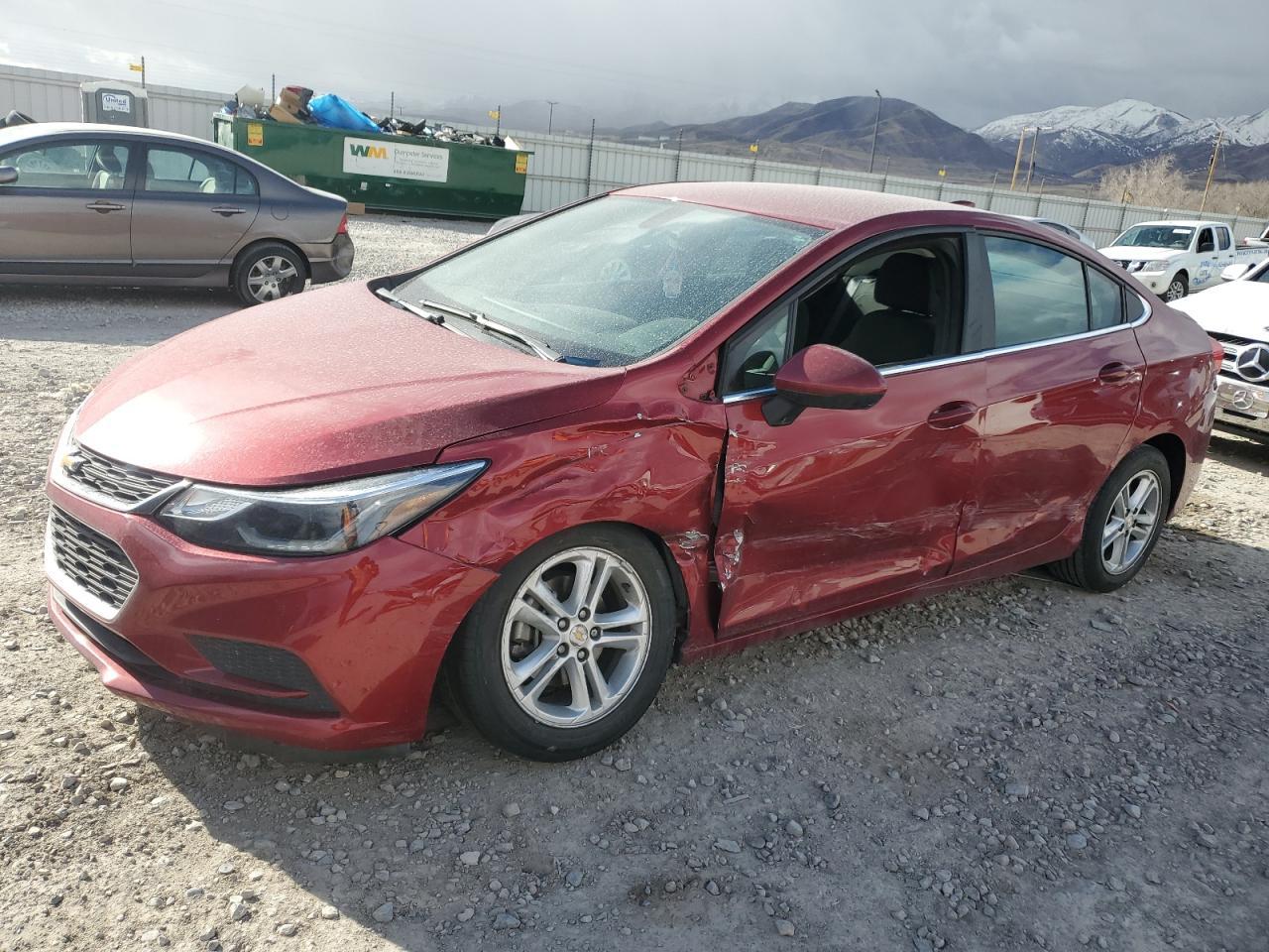 2017 CHEVROLET CRUZE LT