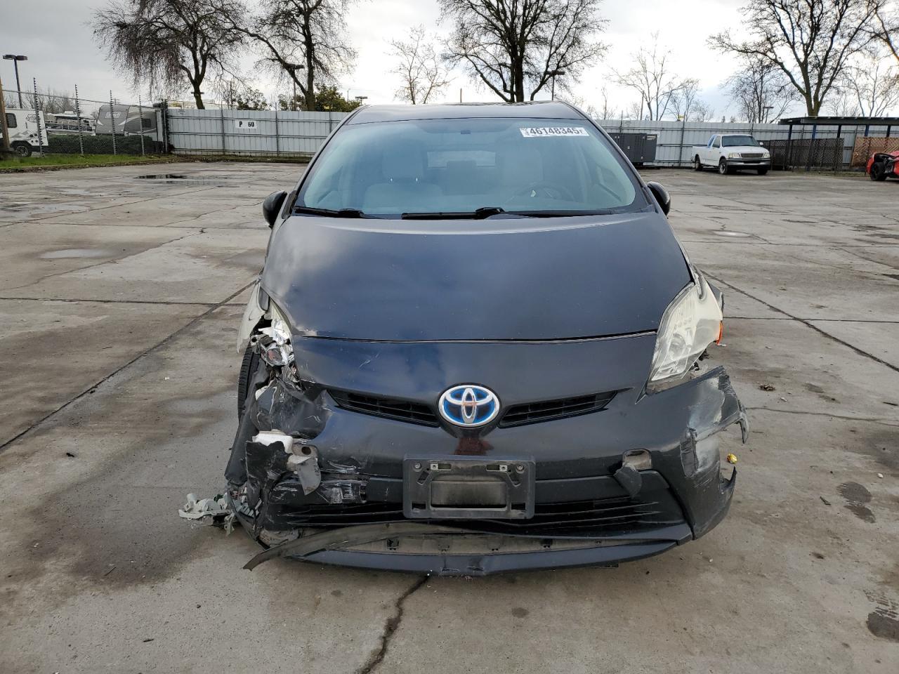 2015 TOYOTA PRIUS - Фото 5