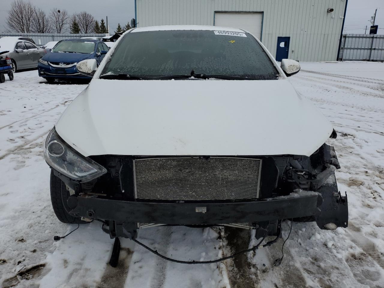 2018 HYUNDAI ELANTRA SE - Фото 5