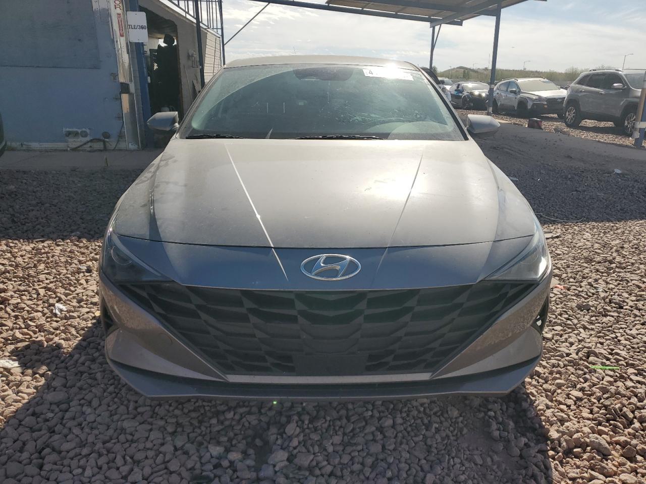 2022 HYUNDAI ELANTRA SE - Фото 5