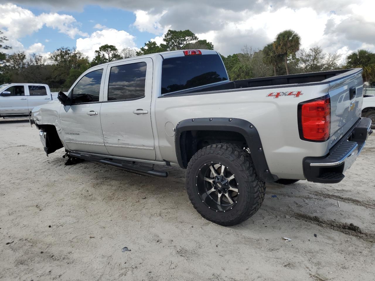 2016 CHEVROLET SILVERADO - Image 2