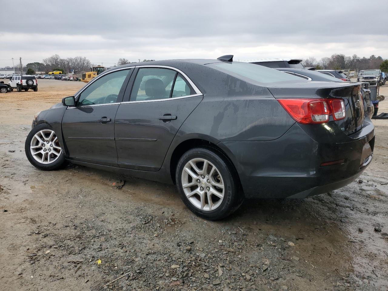 2015 CHEVROLET MALIBU 1LT - Image 2
