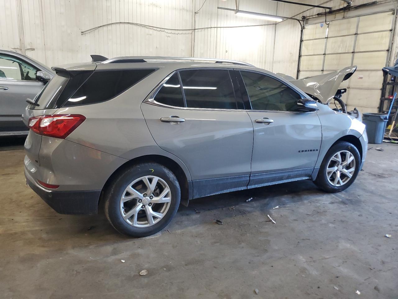 2019 CHEVROLET EQUINOX LT - Image 3