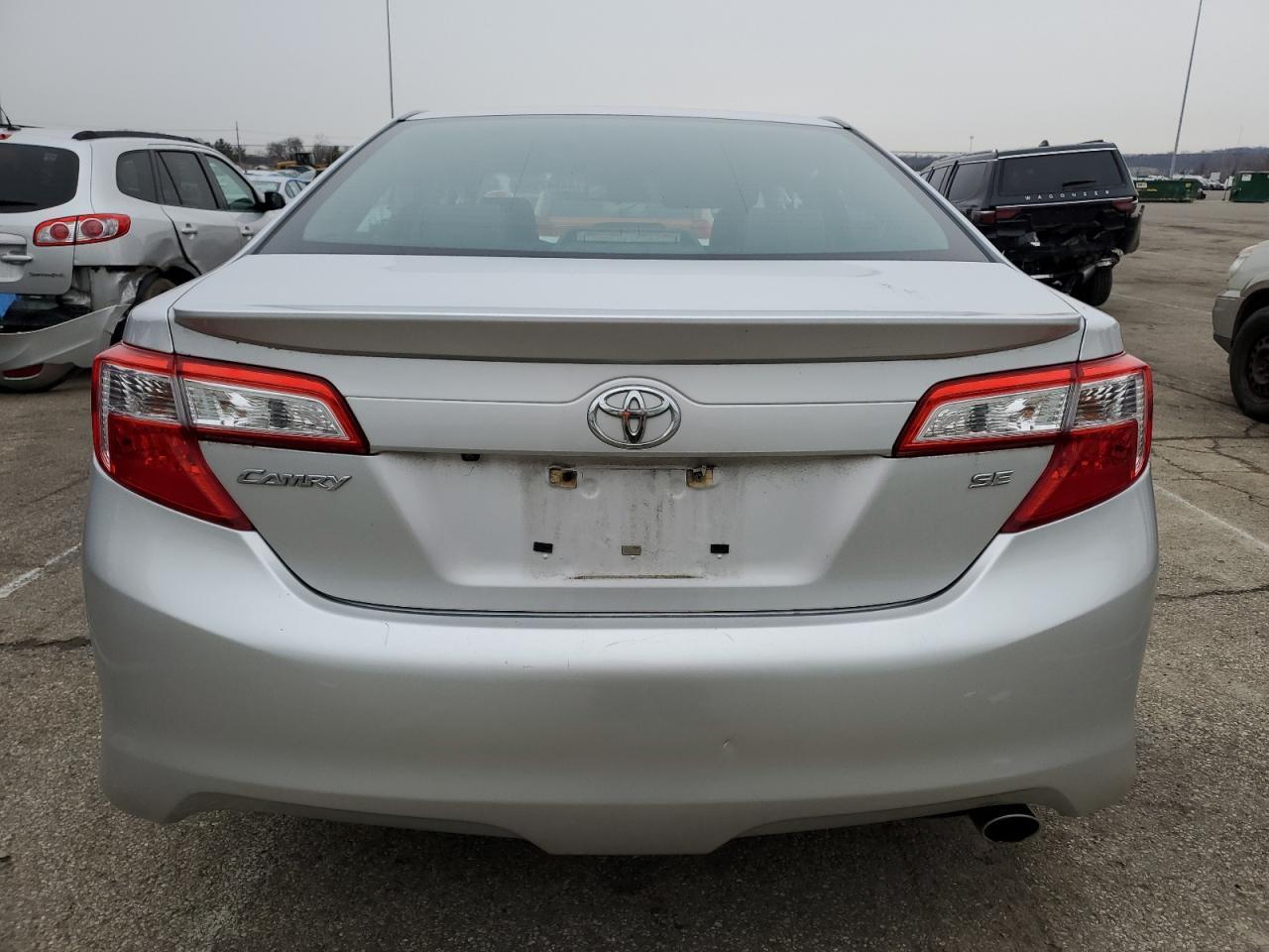 2014 TOYOTA CAMRY L - Image 6