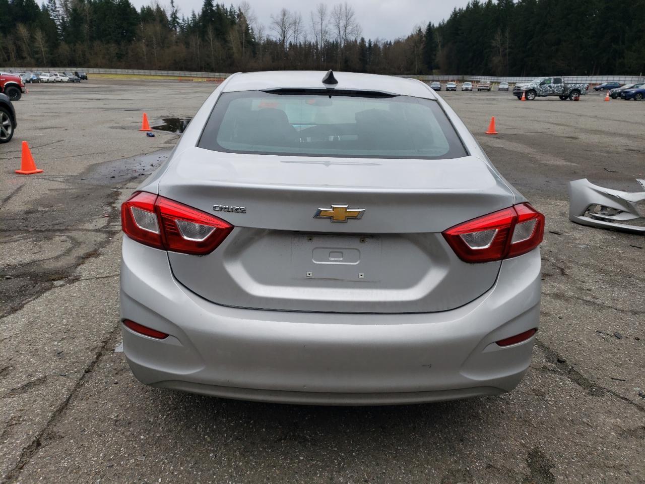 2016 CHEVROLET CRUZE LS - Image 6