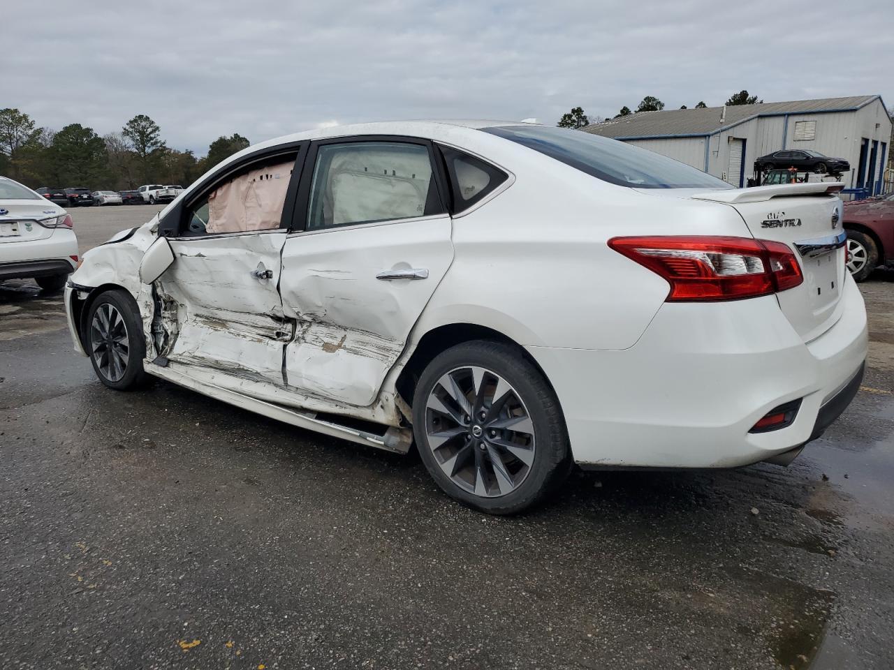 2017 NISSAN SENTRA S - Фото 2