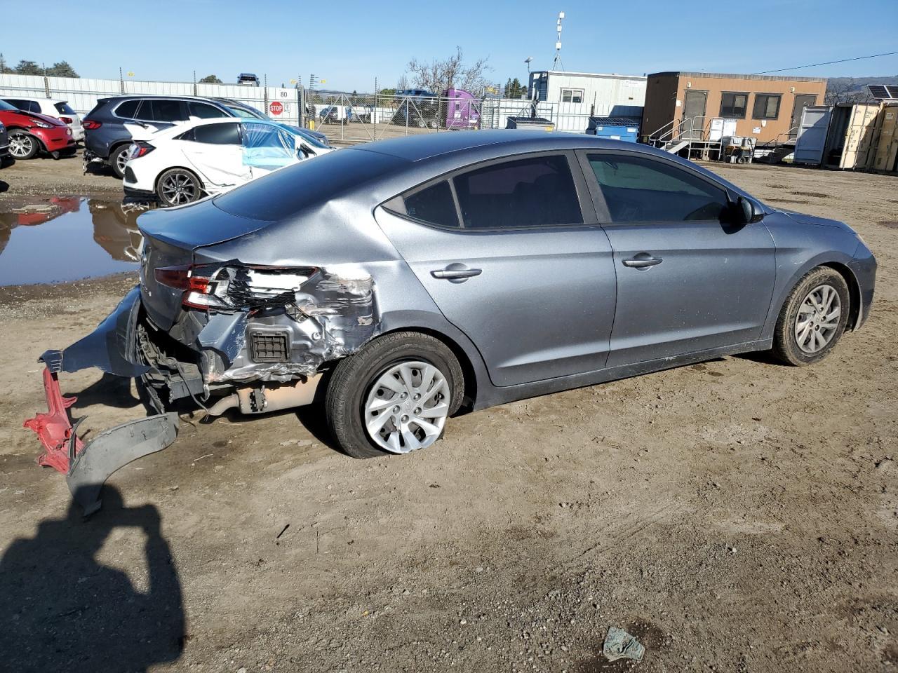 2019 HYUNDAI ELANTRA SE - Фото 3