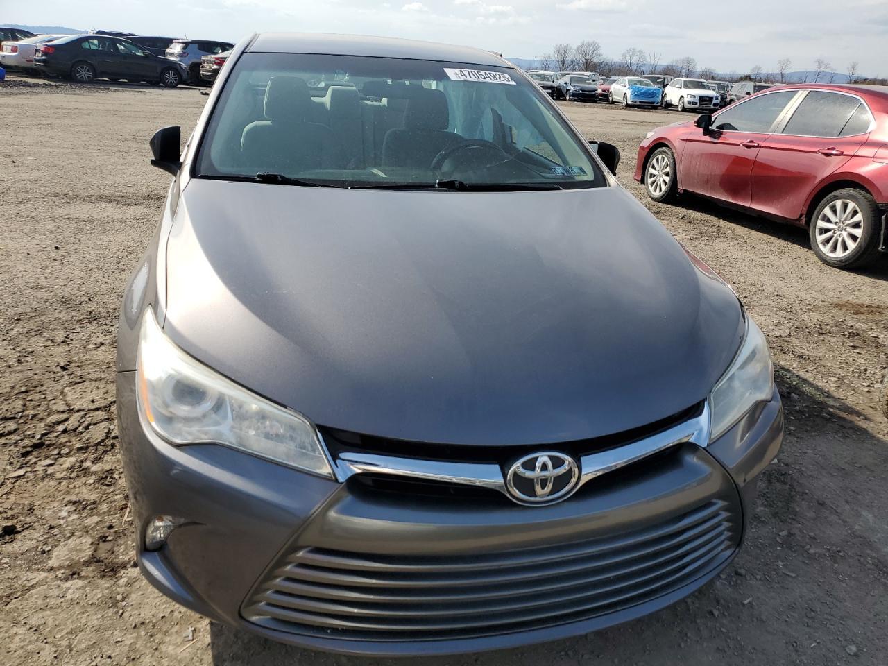 2017 TOYOTA CAMRY LE - Фото 5