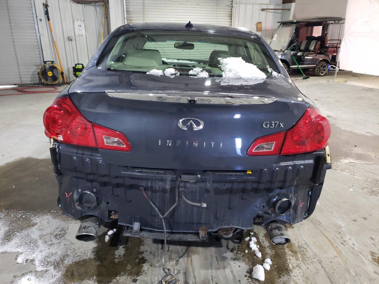2012 INFINITI G37 - Image 6