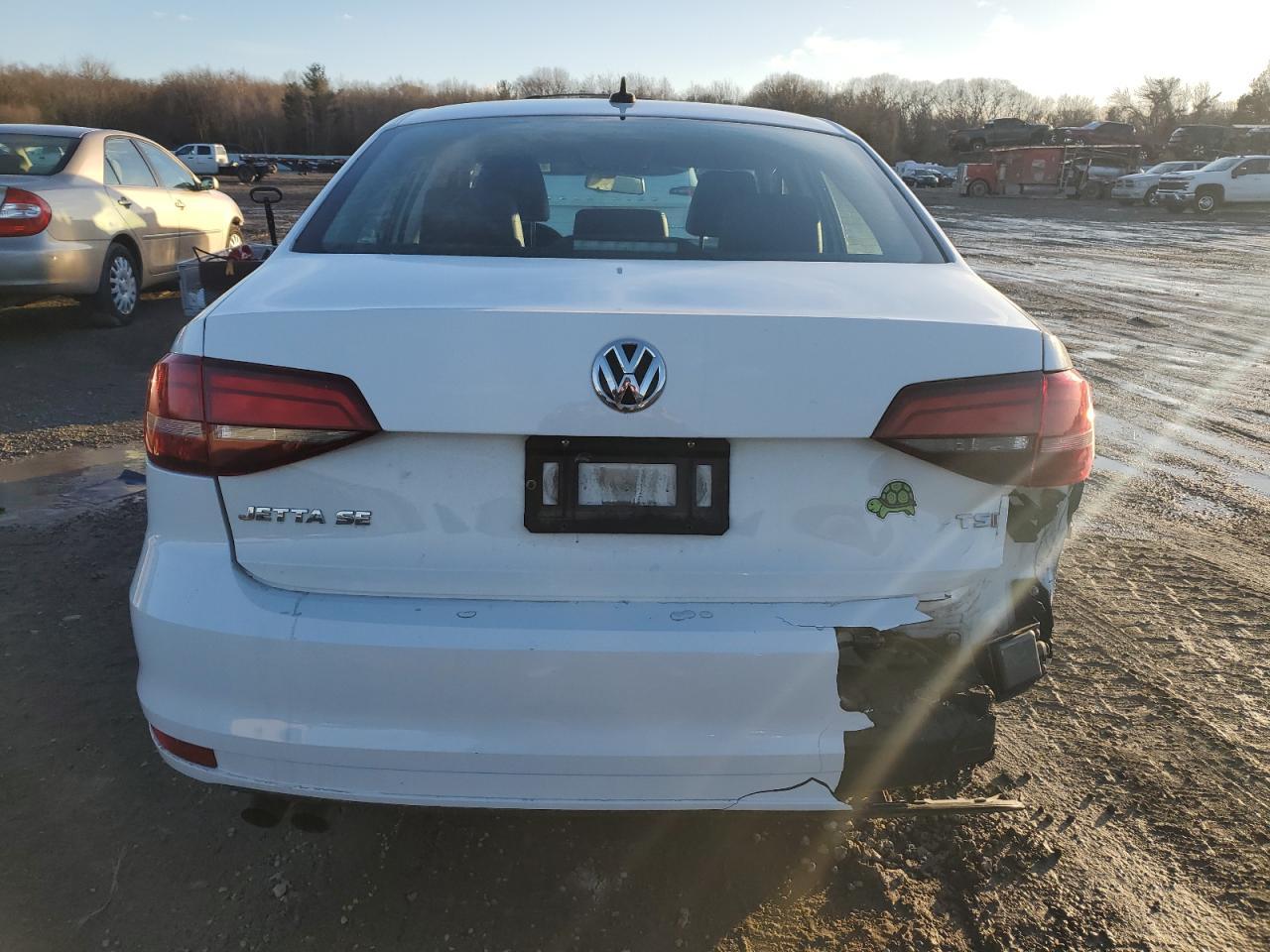 2017 VOLKSWAGEN JETTA SE - Фото 6