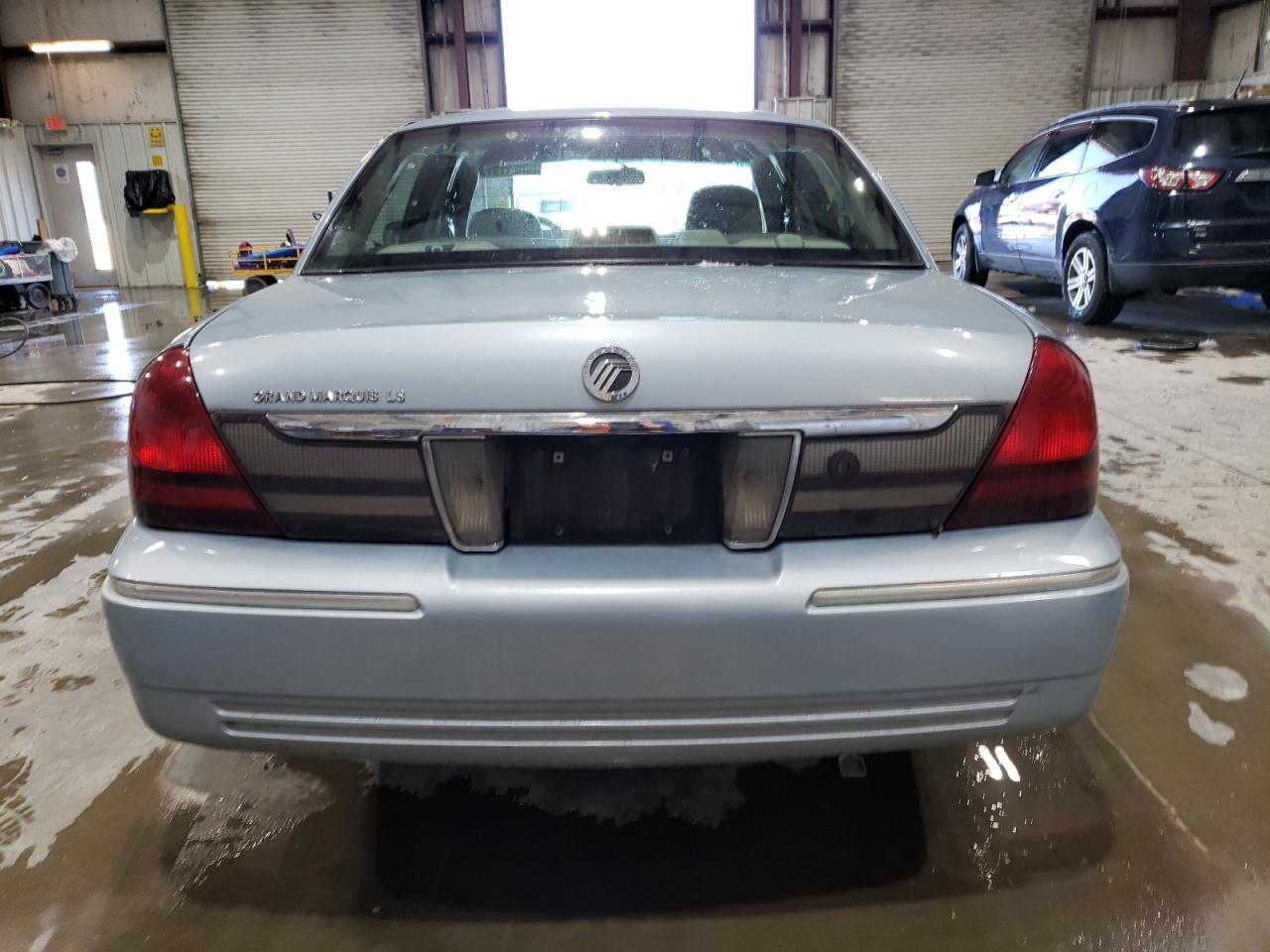 2010 MERCURY GRAND MARQ - Image 6