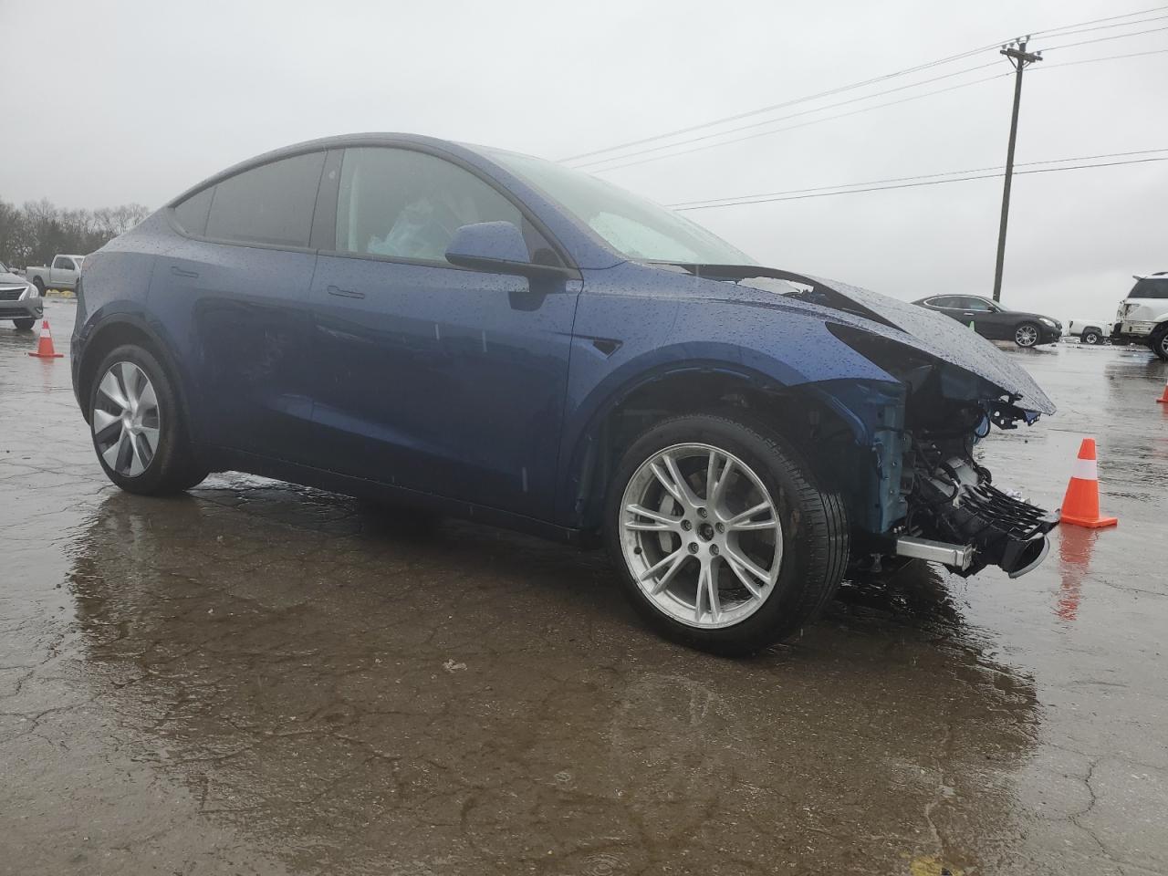 2023 TESLA MODEL Y - Фото 4